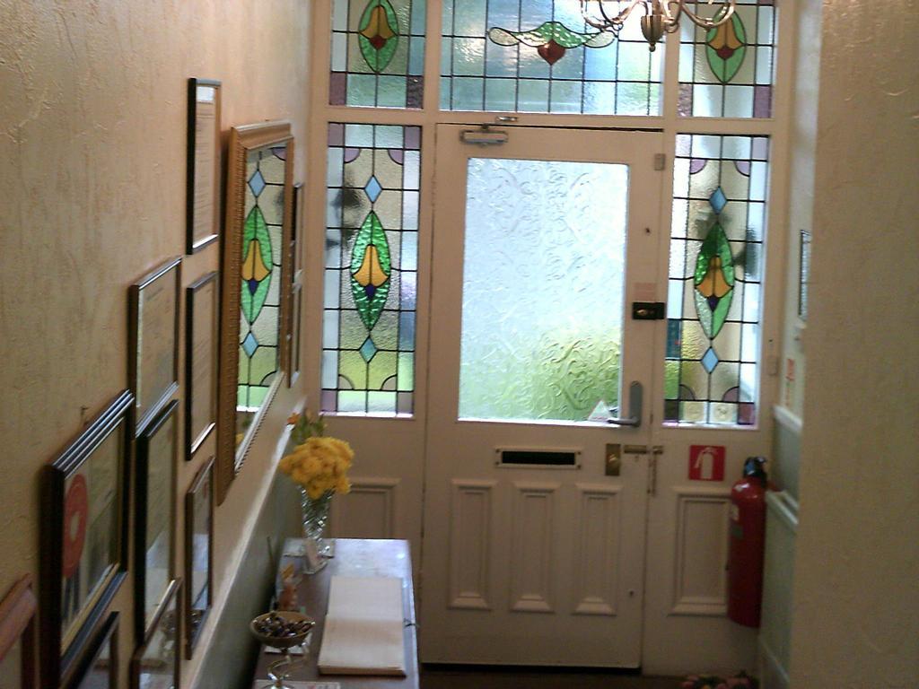 Cornerbrook Guest House Kingston upon Hull Εξωτερικό φωτογραφία